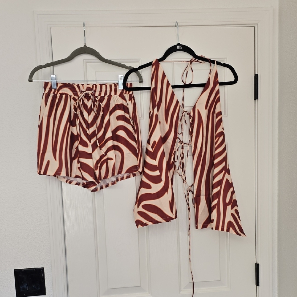 Zebra Print Halter Top and Shorts Set Sz Sm Nwot